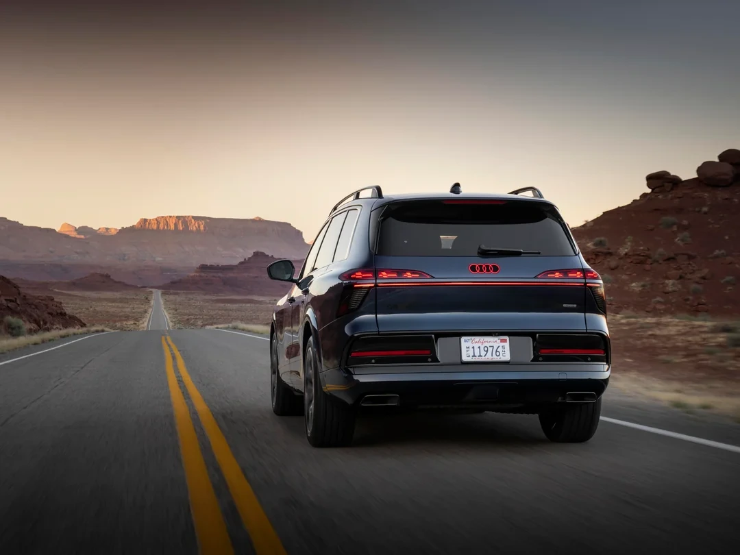 Audi Q9 Rear shot