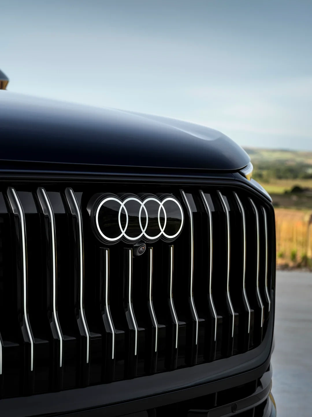 Audi Q9 Front angle grill shot