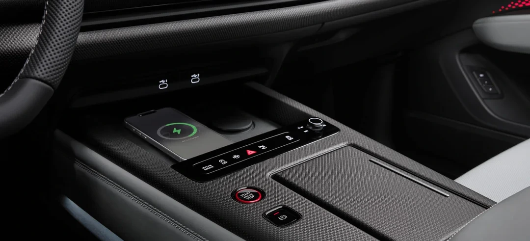 Audi Q9 Interior centre console