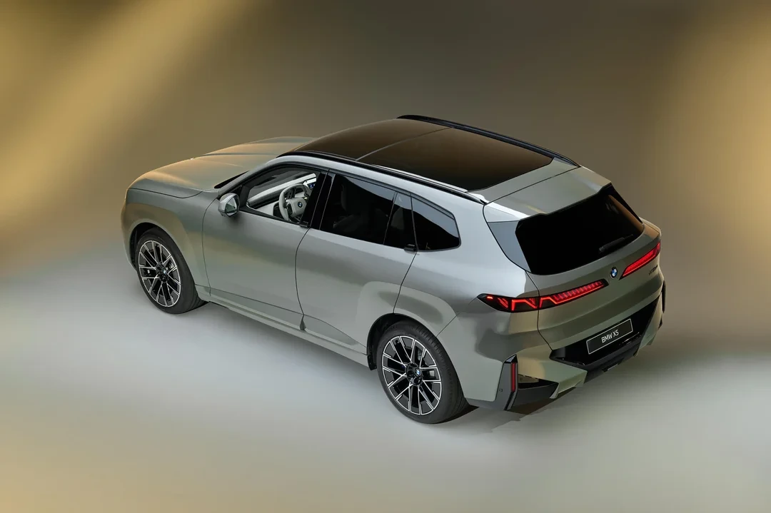 BMW X5 G65 rear angle shot