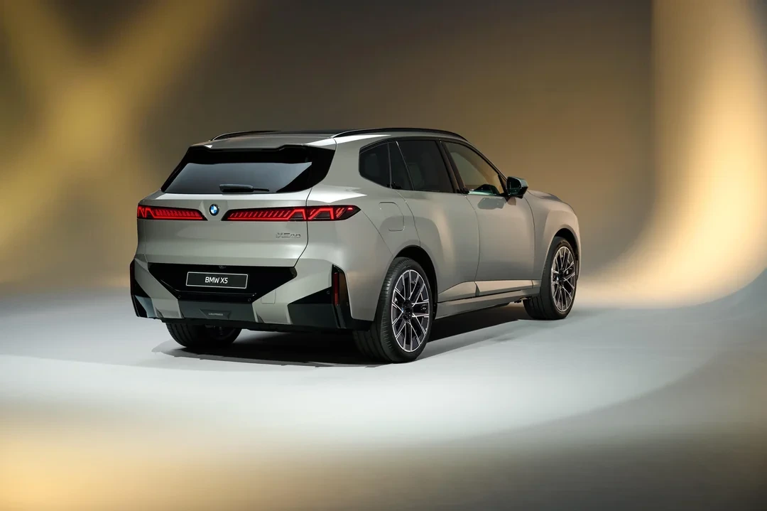BMW X5 G65 rear angle shot