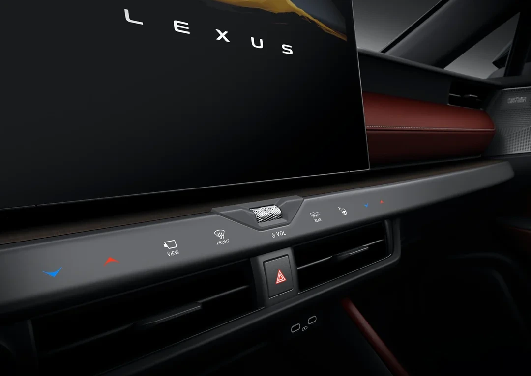 The Facelifted Lexus NX Screen